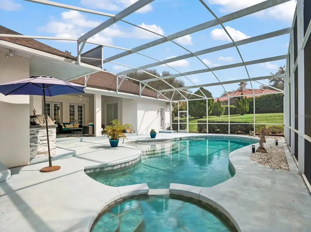 39407 Treeline Drive Lady Lake FL 32159