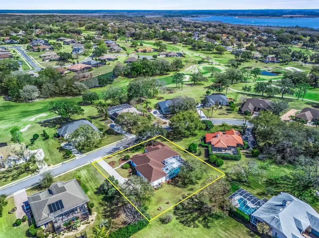 39407 Treeline Drive Lady Lake FL 32159