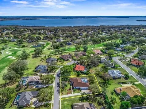 39407 Treeline Drive Lady Lake FL 32159