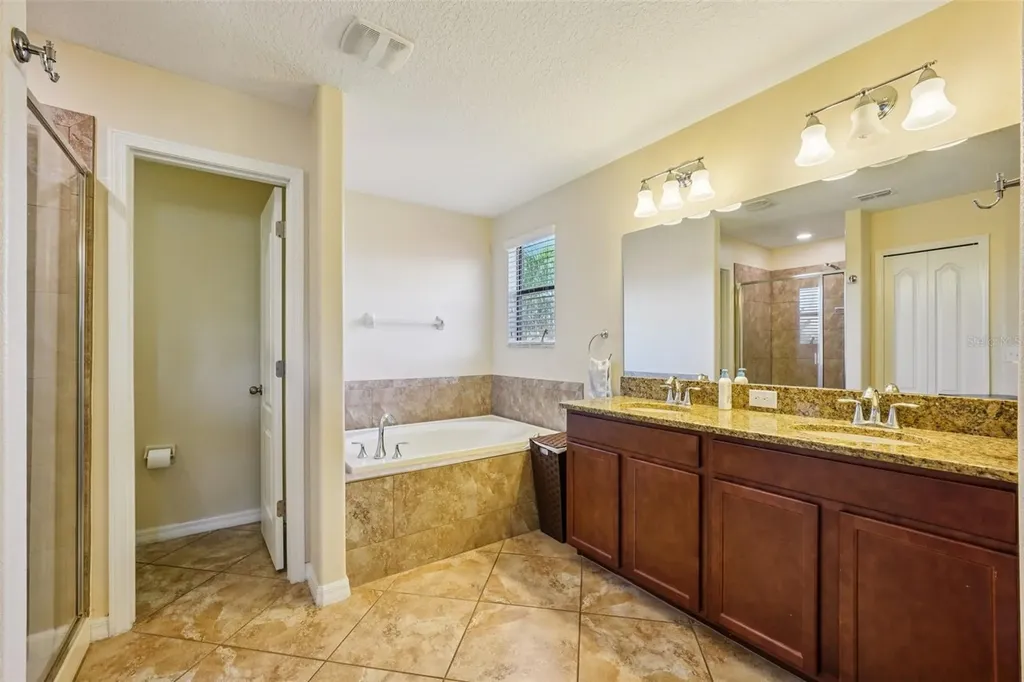 10914 Whitecap Drive Riverview FL 33579