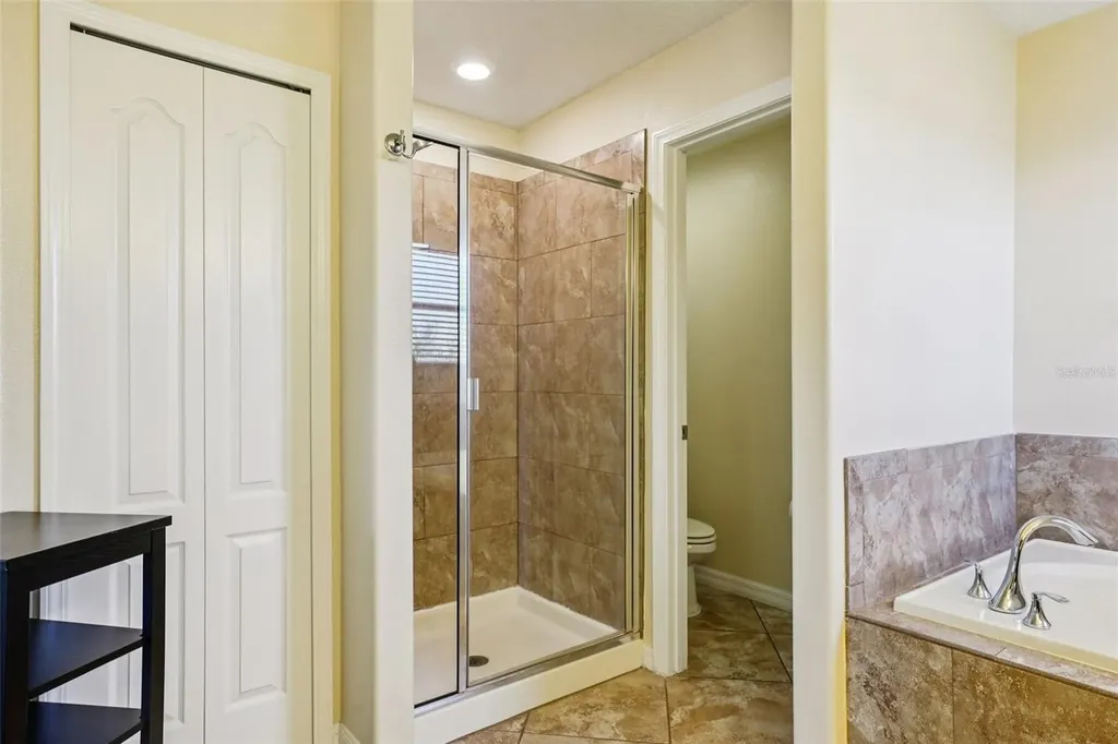 10914 Whitecap Drive Riverview FL 33579