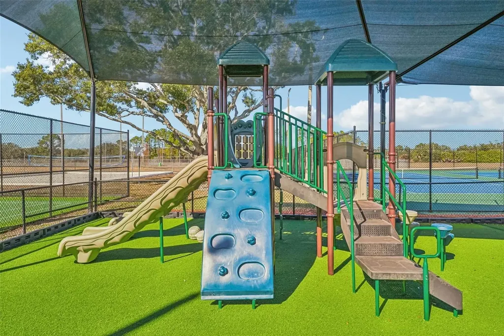 10914 Whitecap Drive Riverview FL 33579