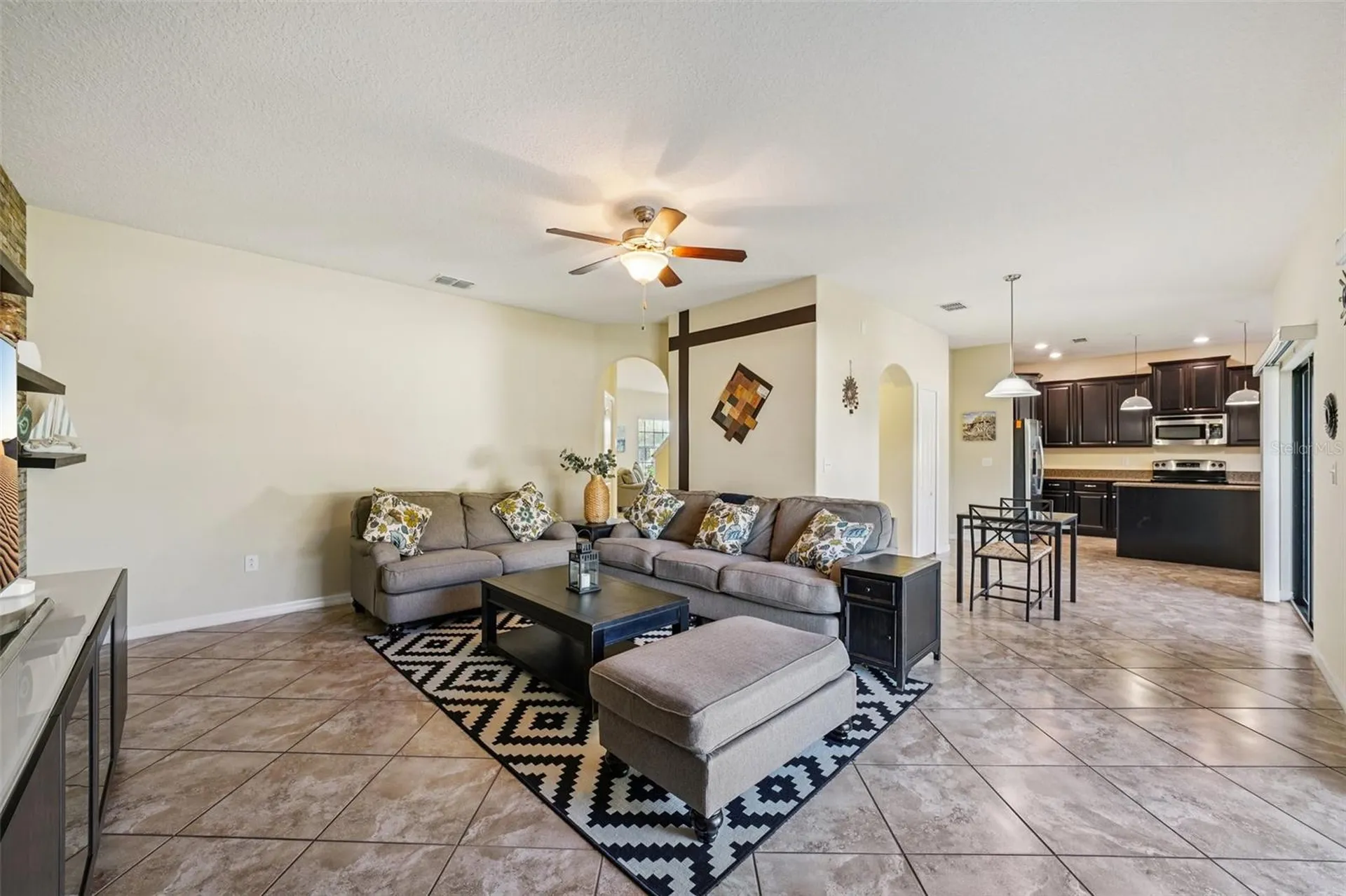 10914 Whitecap Drive Riverview FL 33579