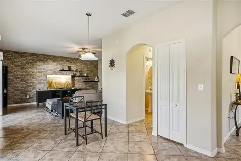 10914 Whitecap Drive Riverview FL 33579