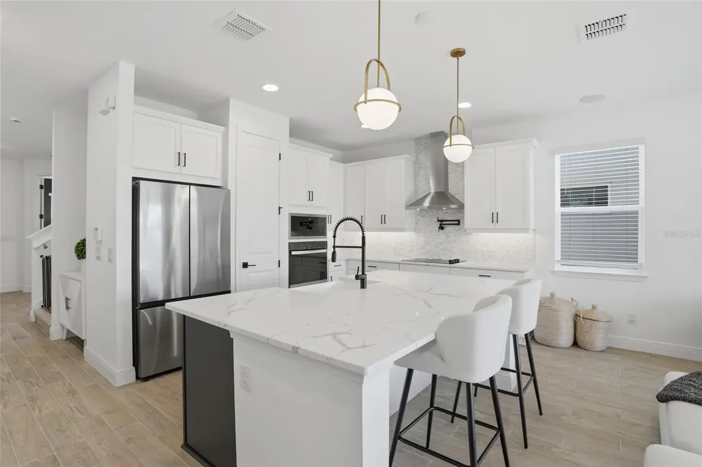 19310 Banfield Place Orlando FL 32827