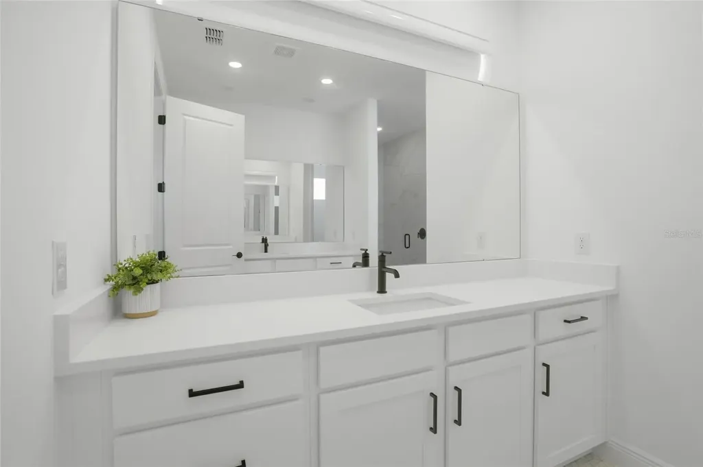 19310 Banfield Place Orlando FL 32827