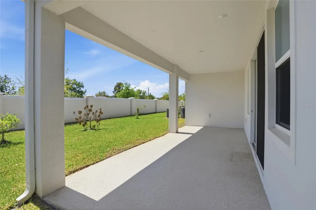 19310 Banfield Place Orlando FL 32827