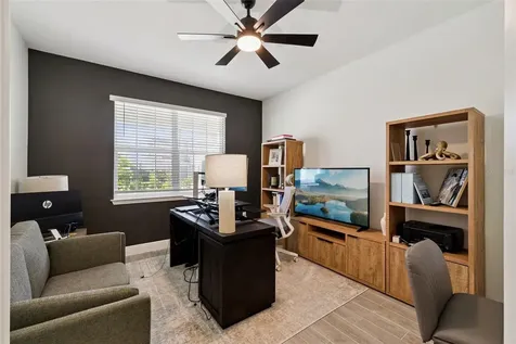 19310 Banfield Place Orlando FL 32827