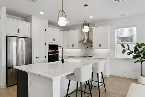19310 Banfield Place Orlando FL 32827