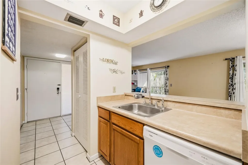 100 Sweetgum Woods Court Deltona FL 32725