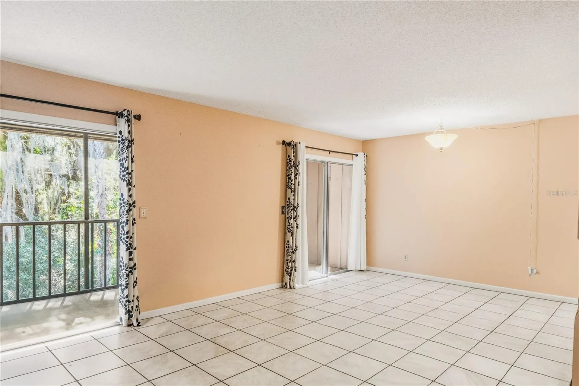 100 Sweetgum Woods Court Deltona FL 32725