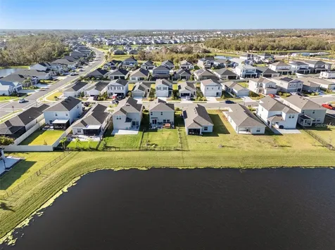 5912 Laurelcrest Glen Palmetto FL 34221