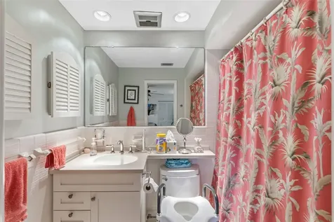 6750 Gulf Of Mexico Drive Longboat Key FL 34228