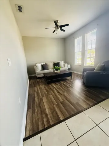 2240 Bagdad Avenue Orlando FL 32833