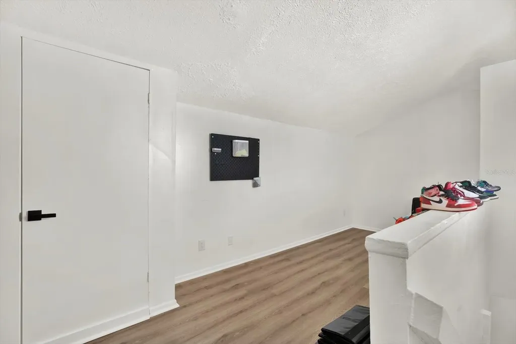 8606 N Semmes Street Tampa FL 33604