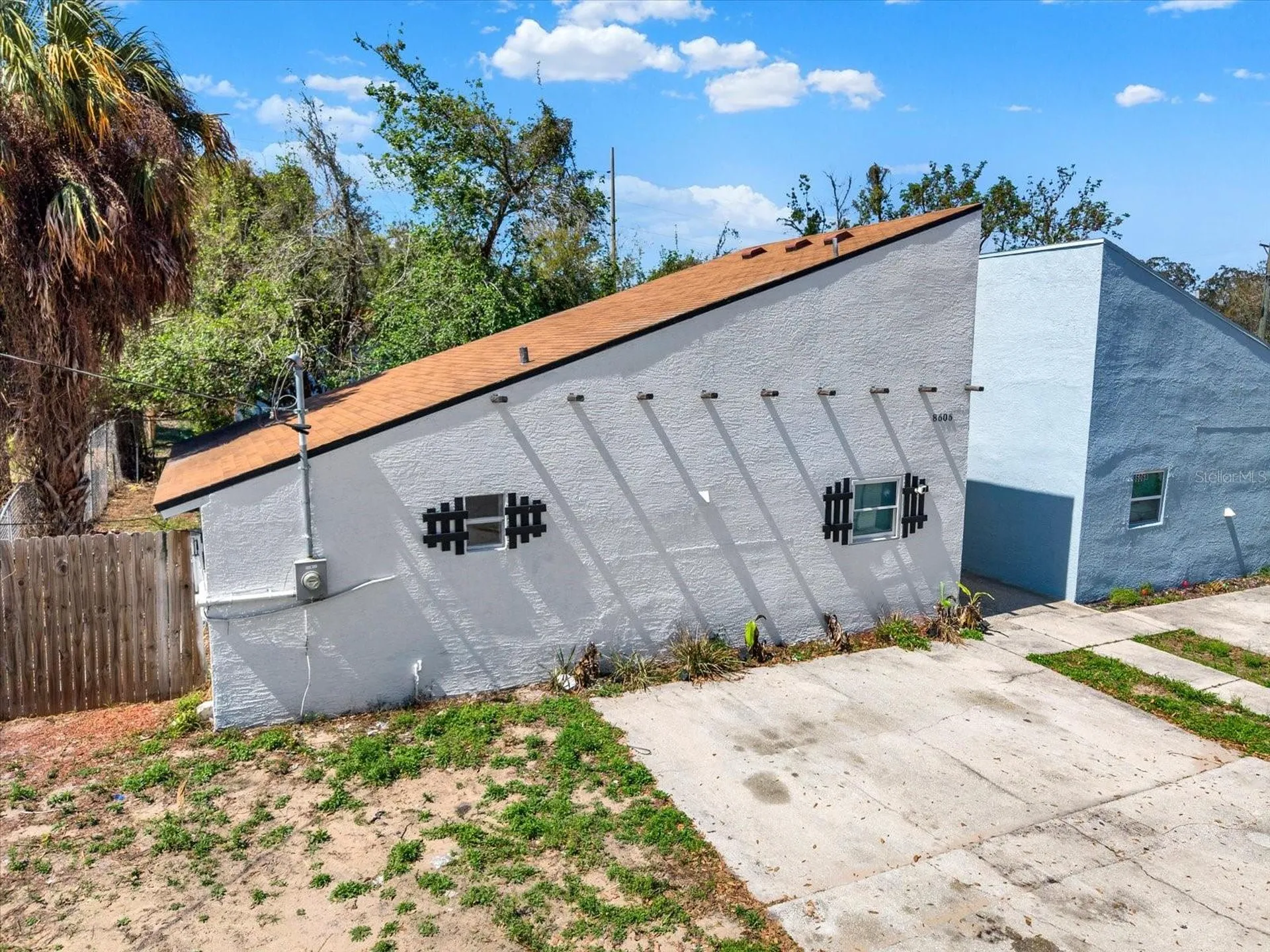 8606 N Semmes Street Tampa FL 33604