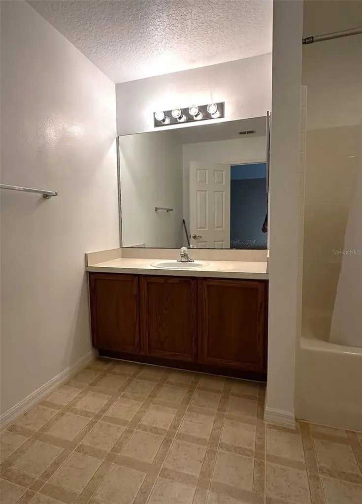 1264 N Fairway Drive Apopka FL 32712