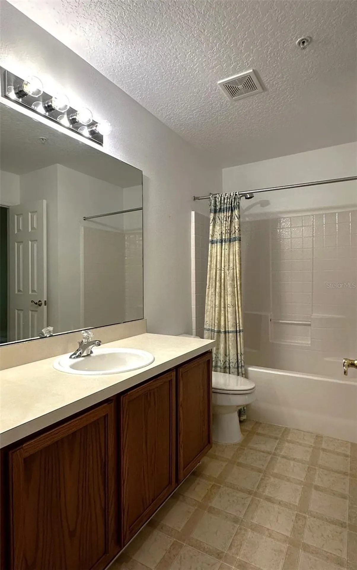 1264 N Fairway Drive Apopka FL 32712