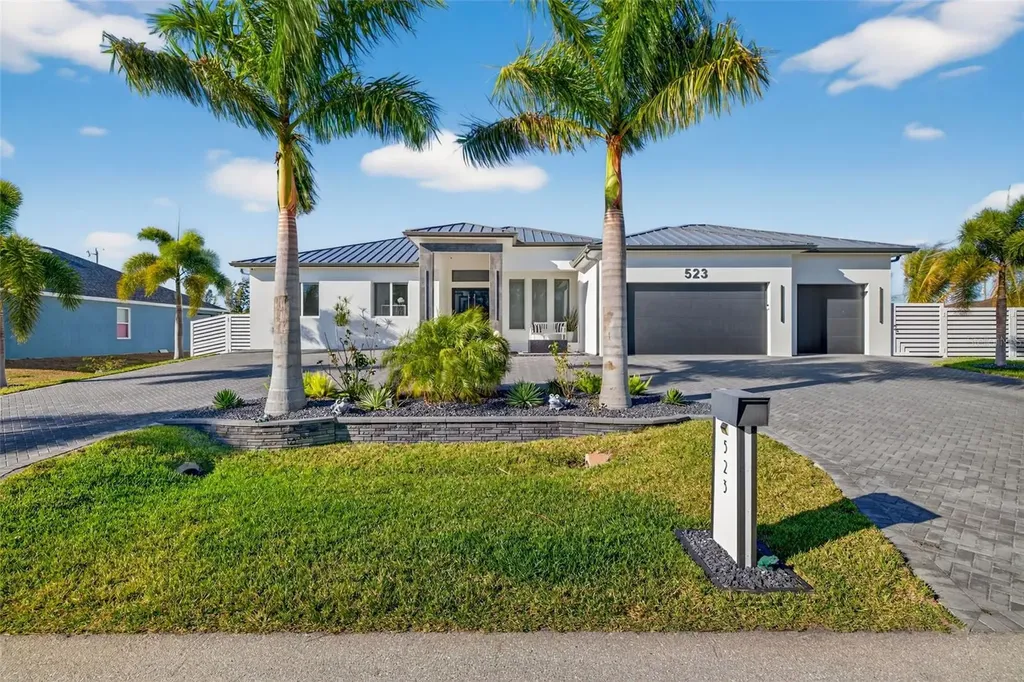 523 SW 23rd Street Cape Coral FL 33991