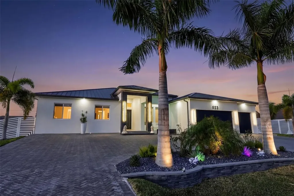 523 SW 23rd Street Cape Coral FL 33991