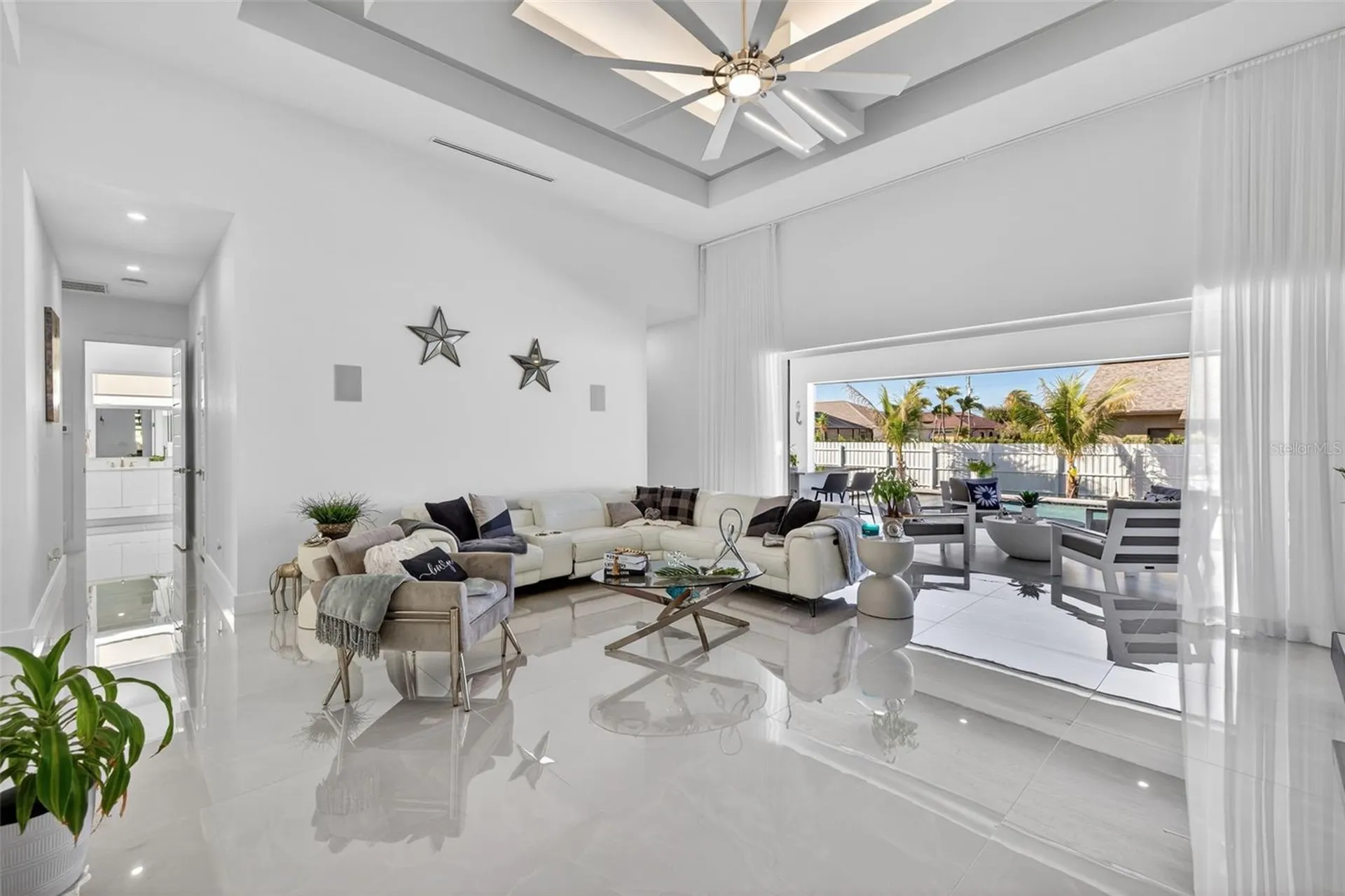 523 SW 23rd Street Cape Coral FL 33991