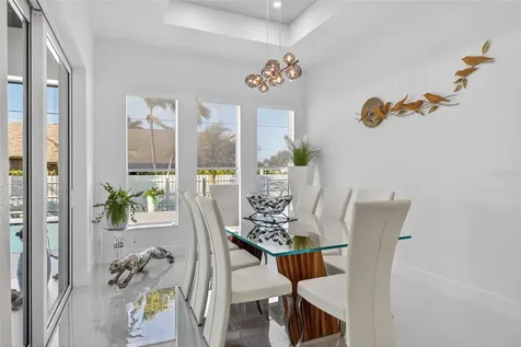 523 SW 23rd Street Cape Coral FL 33991
