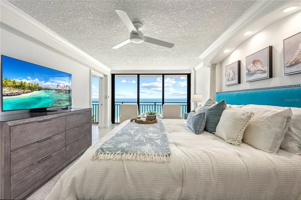 20 Whispering Sands Drive Sarasota FL 34242
