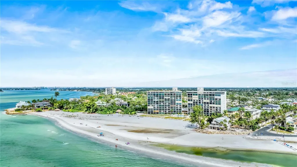 20 Whispering Sands Drive Sarasota FL 34242