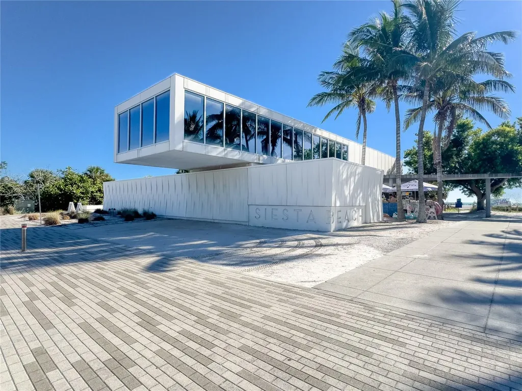 20 Whispering Sands Drive Sarasota FL 34242