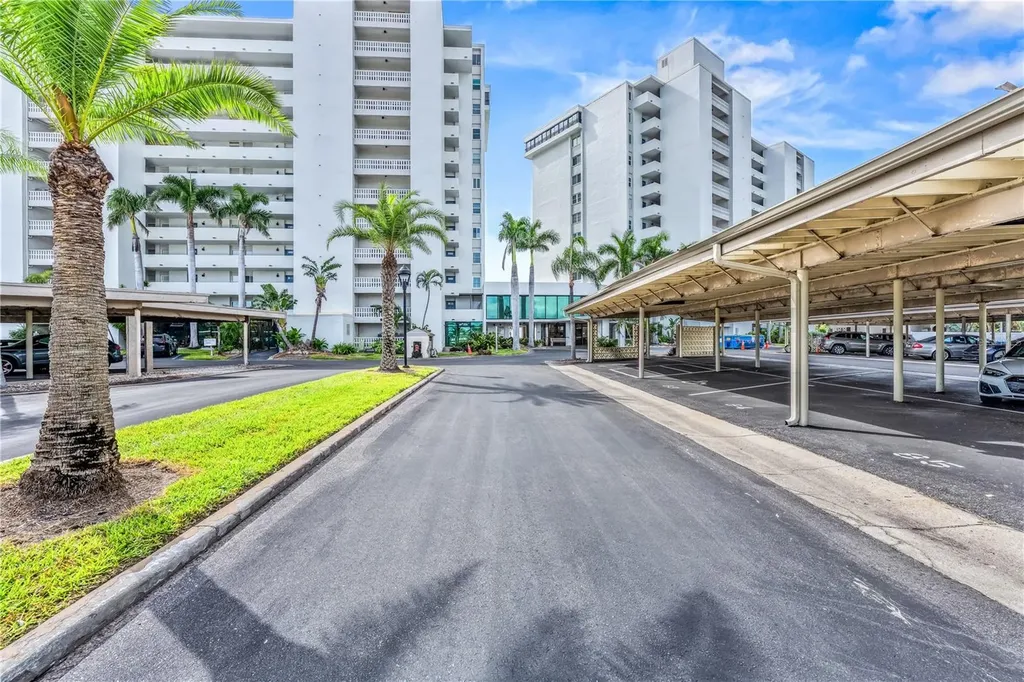 20 Whispering Sands Drive Sarasota FL 34242