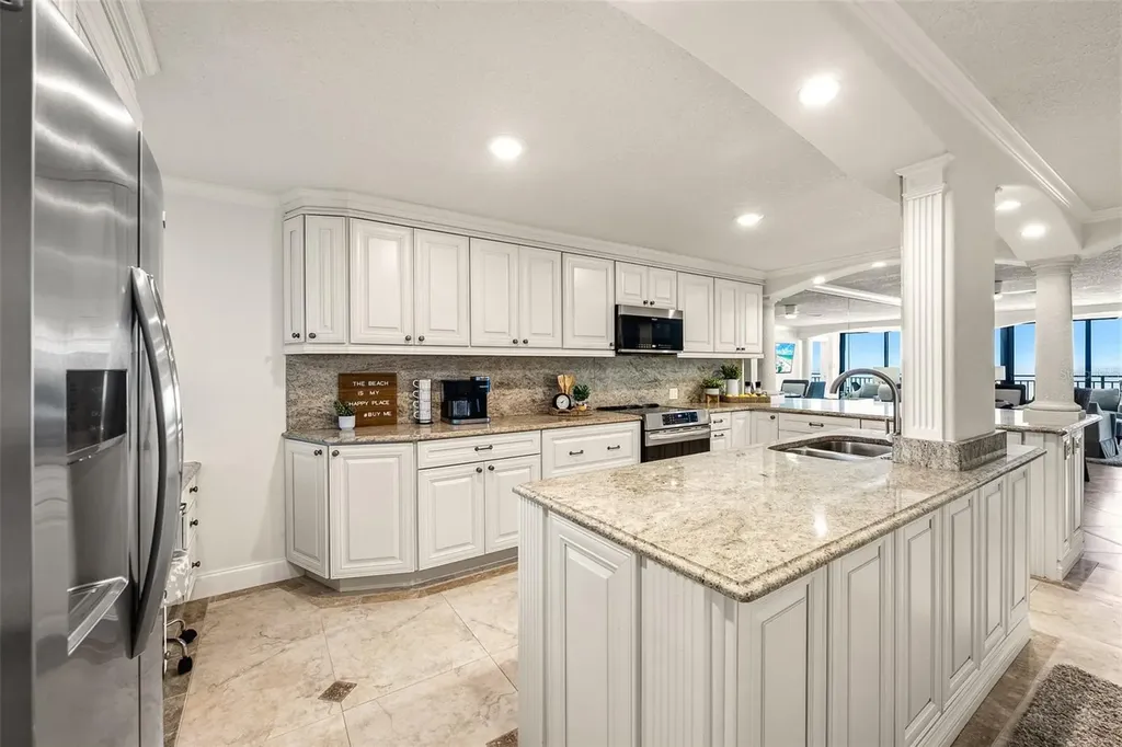 20 Whispering Sands Drive Sarasota FL 34242