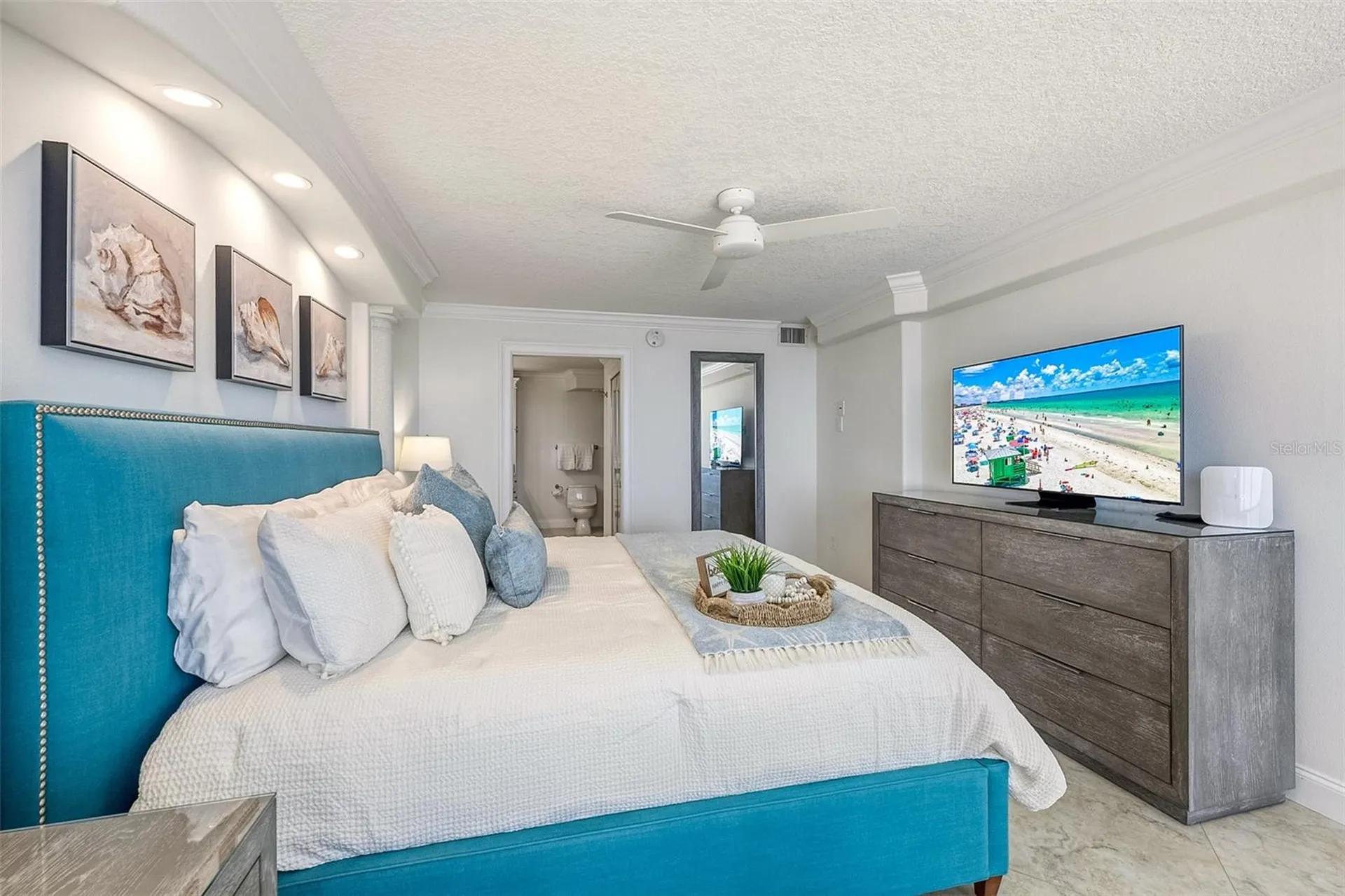 20 Whispering Sands Drive Sarasota FL 34242