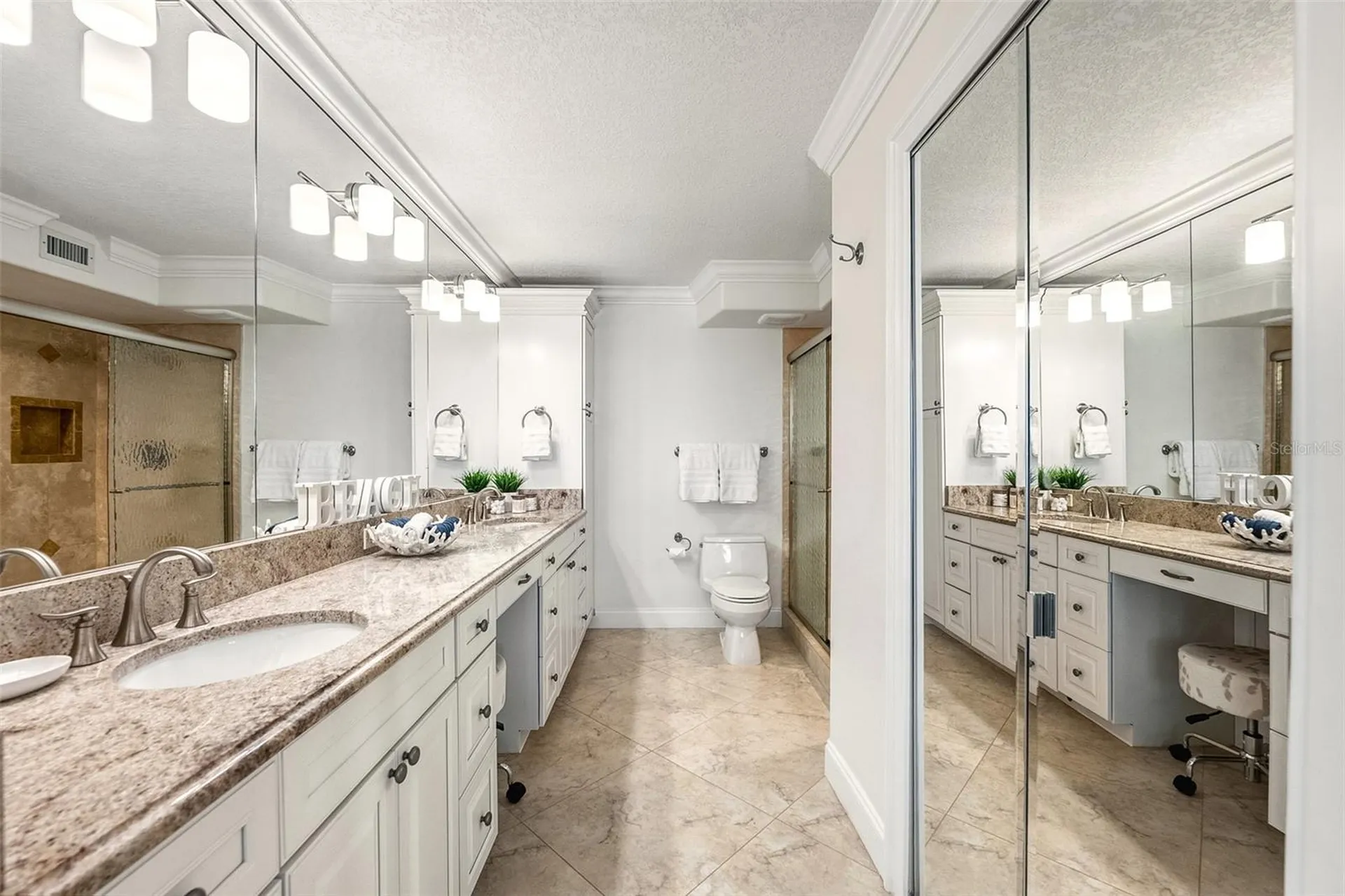 20 Whispering Sands Drive Sarasota FL 34242