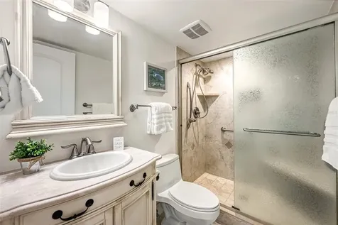 20 Whispering Sands Drive Sarasota FL 34242