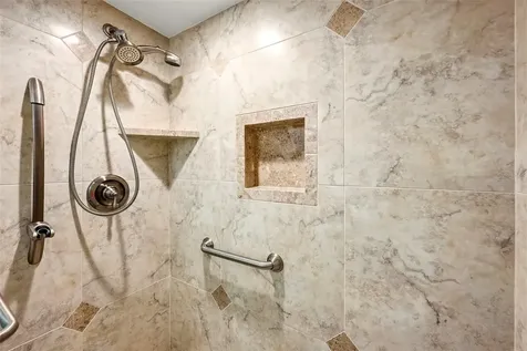 20 Whispering Sands Drive Sarasota FL 34242