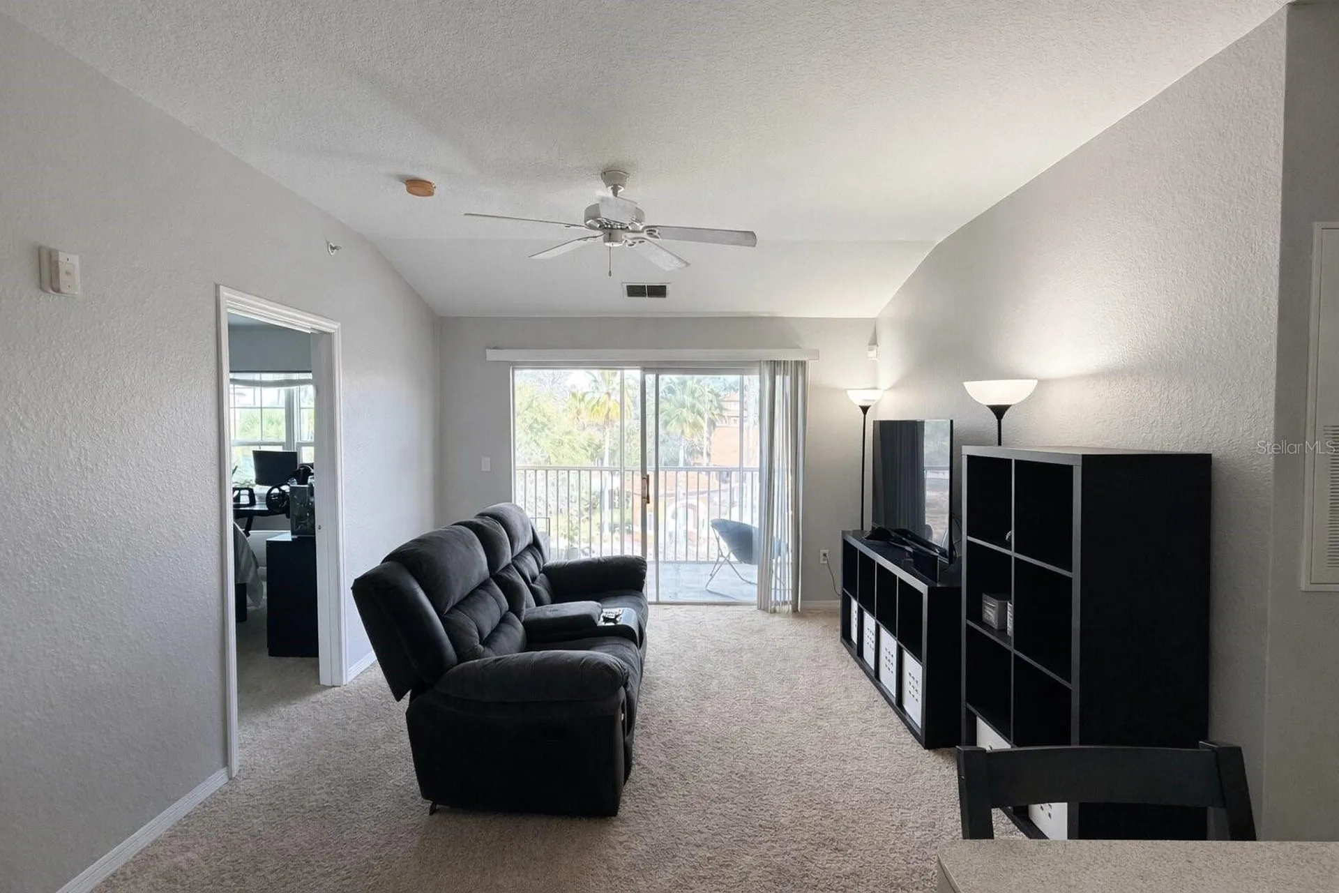 5483 Vineland Road Orlando FL 32811