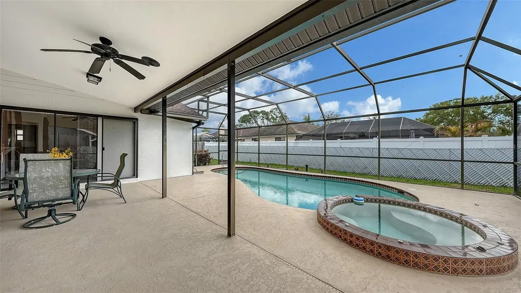 5594 Wilde Oak Way Sarasota FL 34232