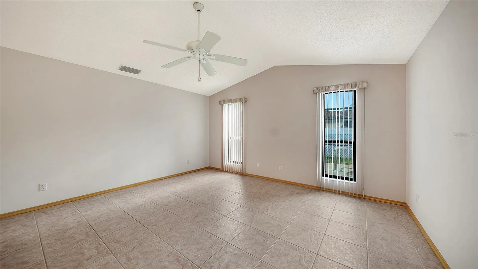 5594 Wilde Oak Way Sarasota FL 34232