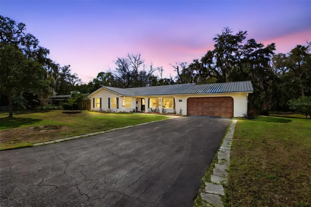 4064 N Concord Drive Crystal River FL 34428