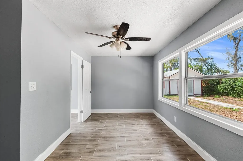 122 S Garfield Avenue Deland FL 32724