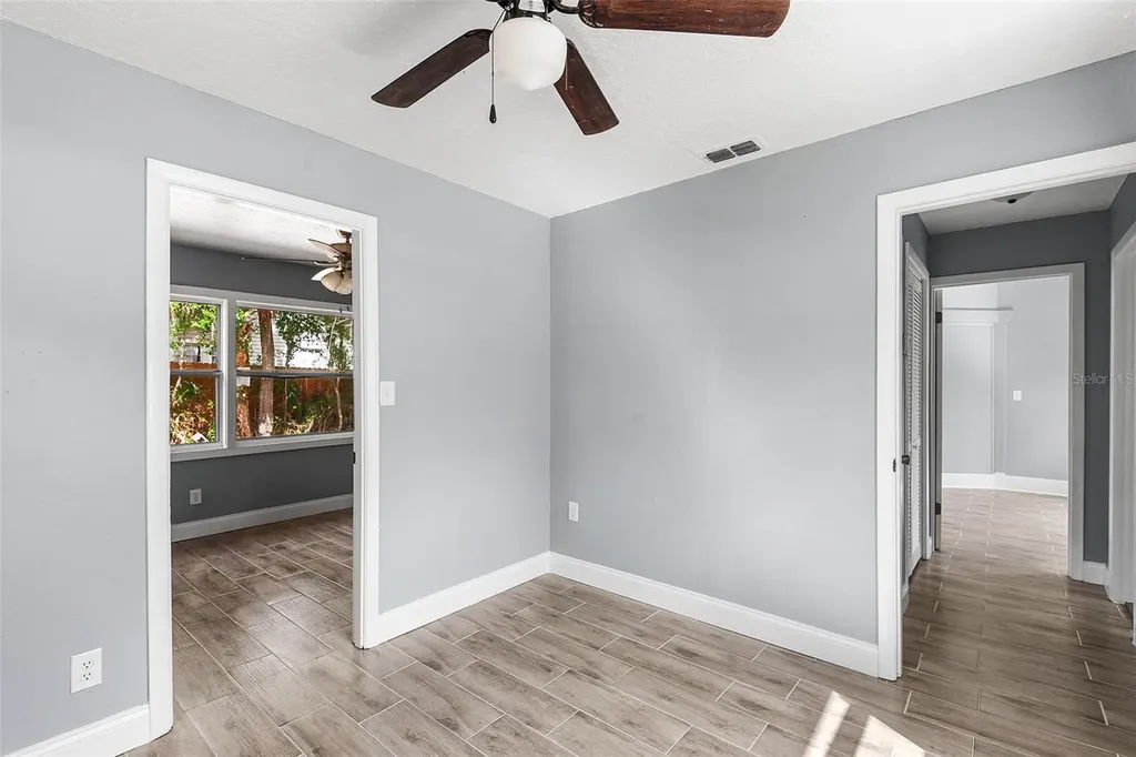 122 S Garfield Avenue Deland FL 32724