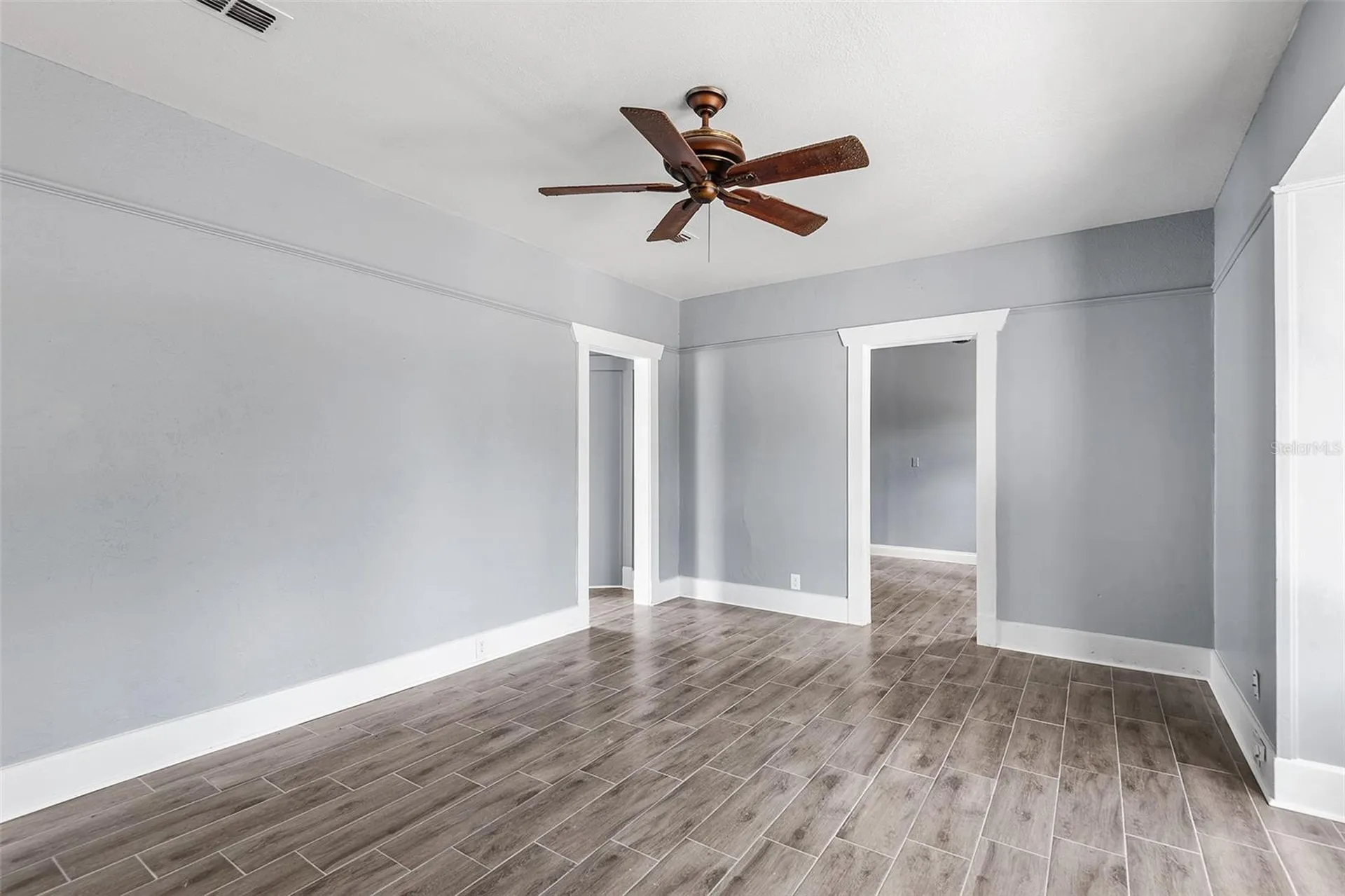 122 S Garfield Avenue Deland FL 32724