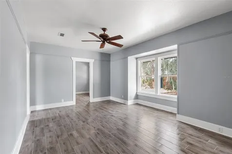 122 S Garfield Avenue Deland FL 32724