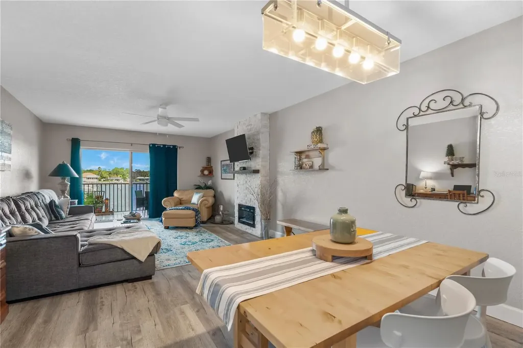 3753 46th Avenue S St Petersburg FL 33711