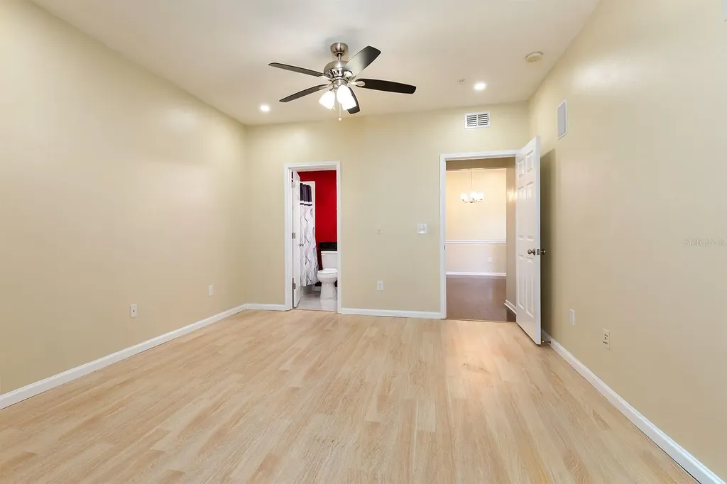 2015 Reston Road Orlando FL 32837