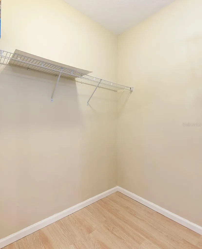 2015 Reston Road Orlando FL 32837