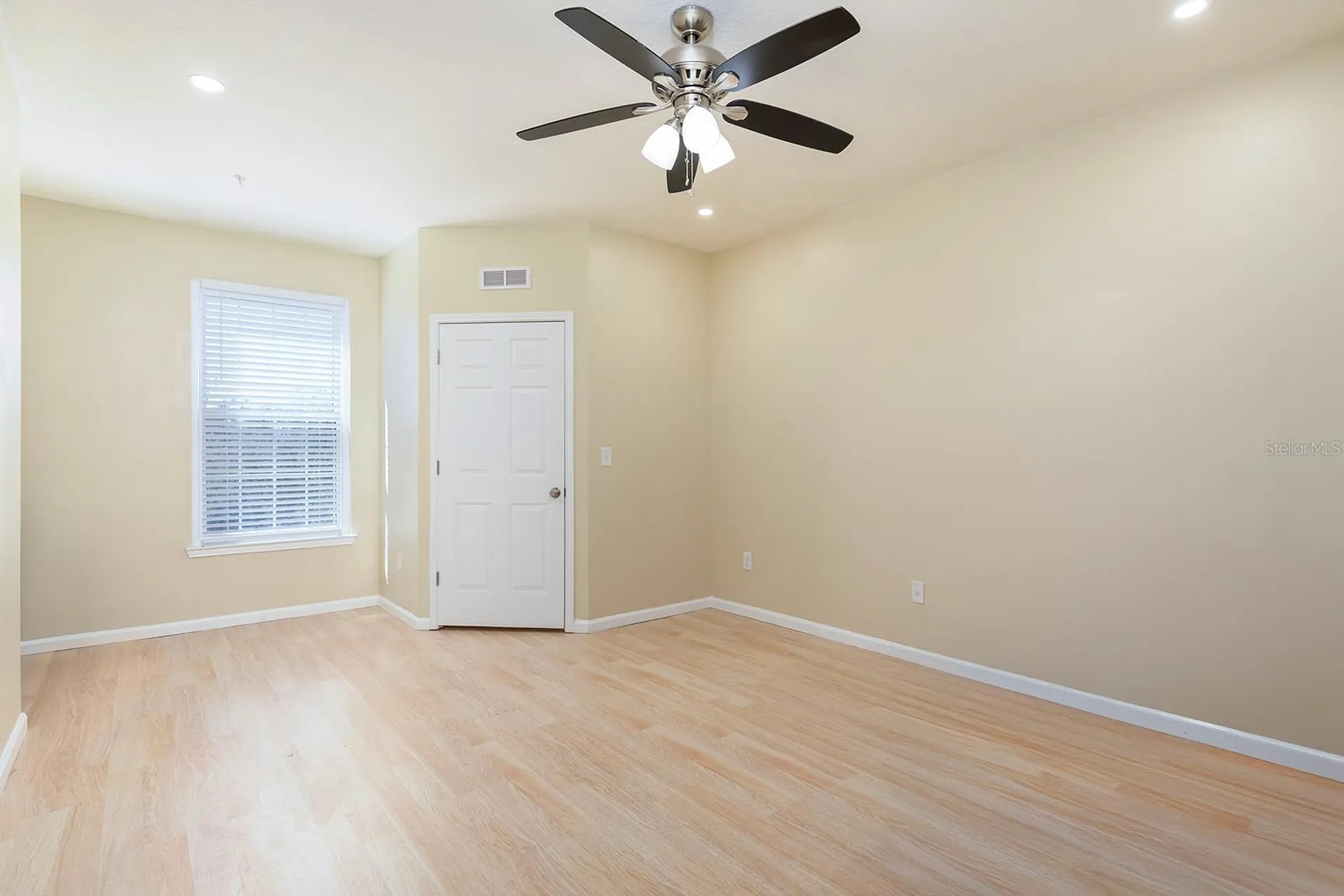 2015 Reston Road Orlando FL 32837