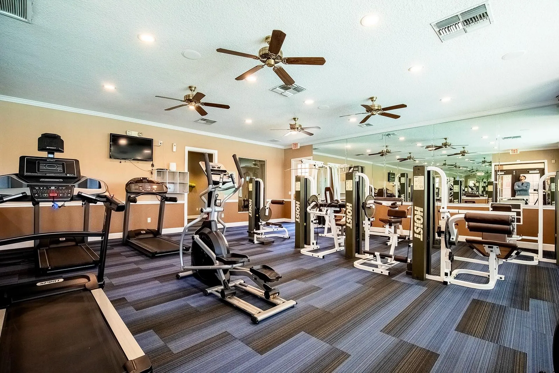 2015 Reston Road Orlando FL 32837