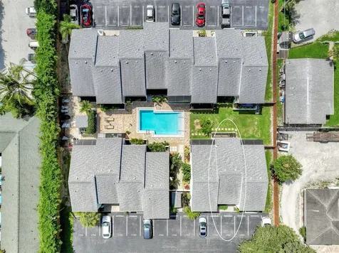 1752 Stickney Point Road Sarasota FL 34231