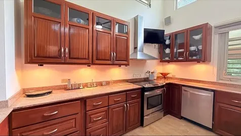 177 Vanda Street Guaynabo PR 00966